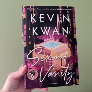 📚 4/25$ 📚 Kevin Kwan 'Sex and Vanity' Hardcover Book | Booktok